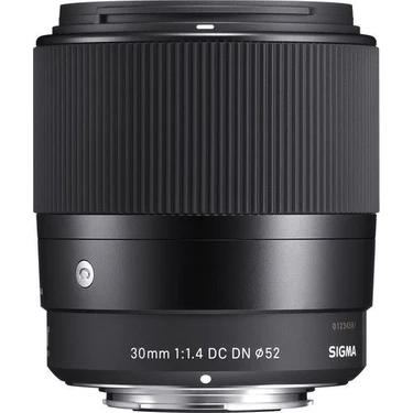 Sigma 30mm F1.4 DC DN Lens Sony E Uyumlu Düşük Işık